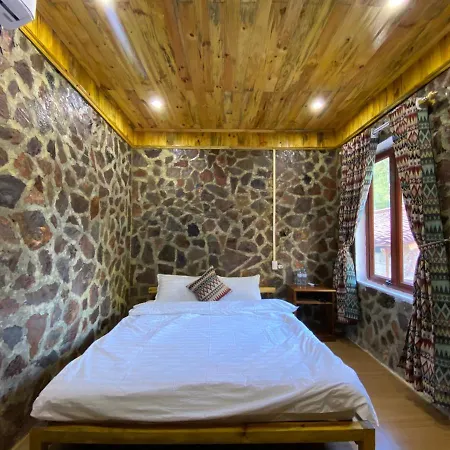 Lan Rung Homestay Lung Nieo Exterior photo