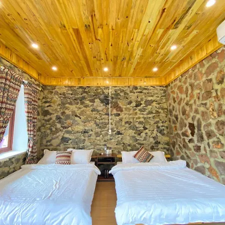 Lan Rung Homestay Lung Nieo Exterior photo